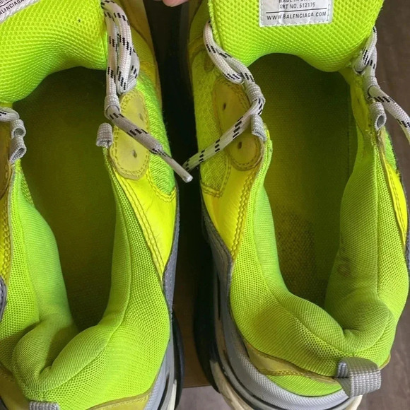 Men’s size 13 Balenciaga Light Green Neon Shoes Triple S - Picture 5 of 7